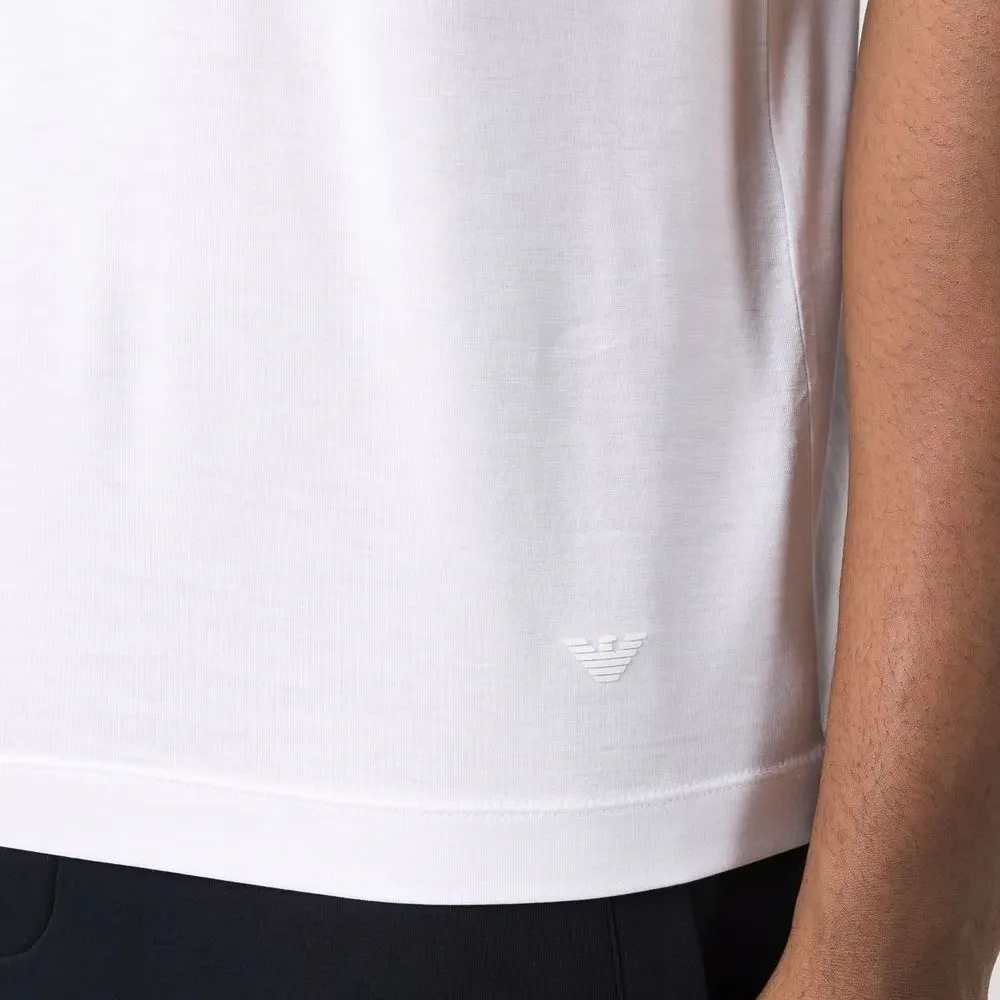 Футболка с нашивкой-логотипом