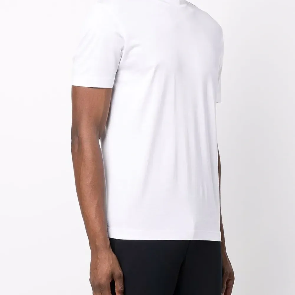 Футболка с нашивкой-логотипом