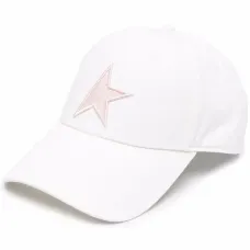 Кепка с нашивкой-логотипом