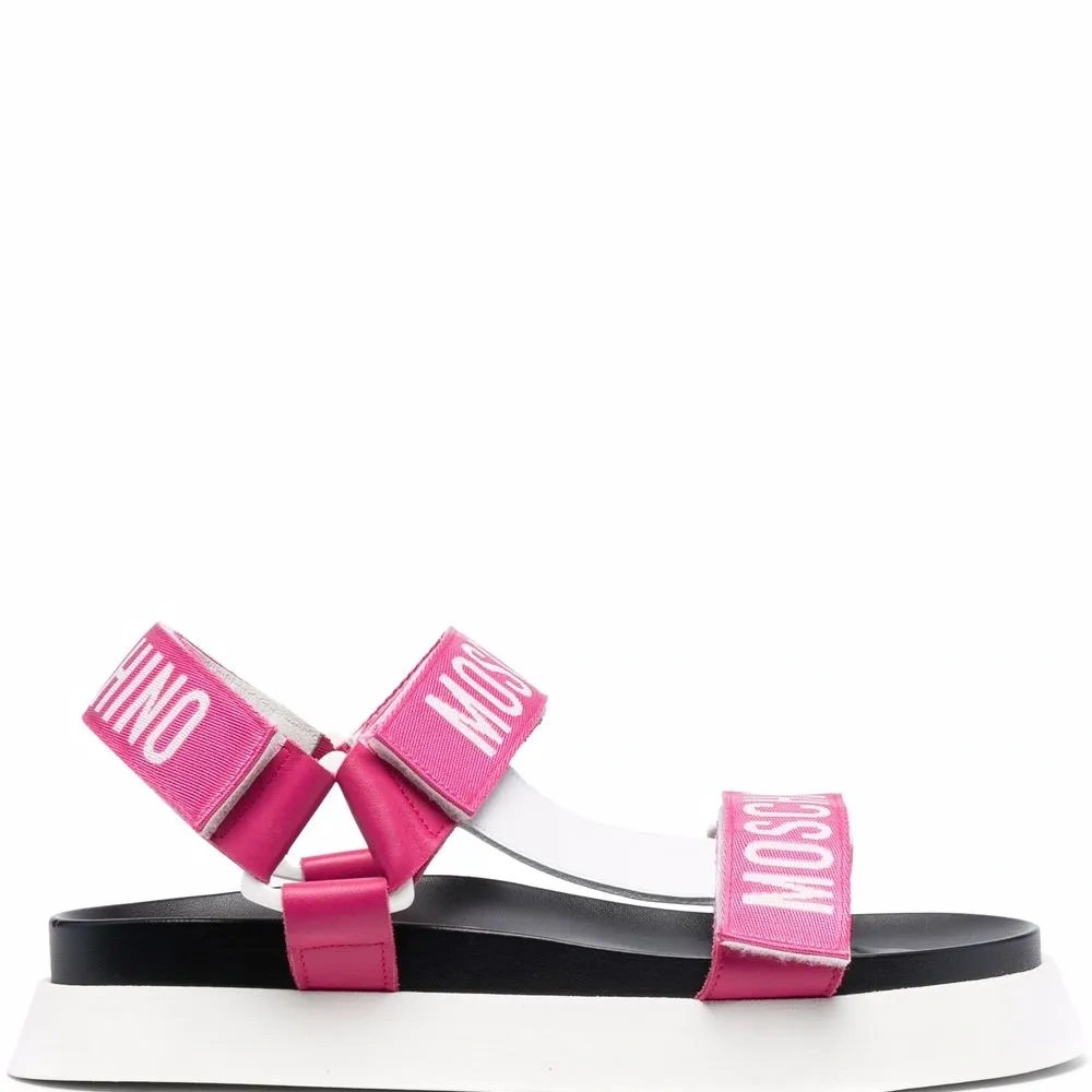 Сандалии с вышитым логотипом