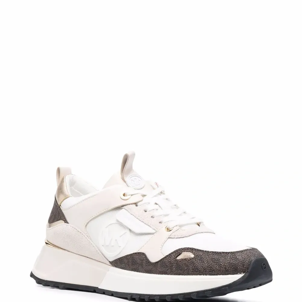 Кроссовки Theo