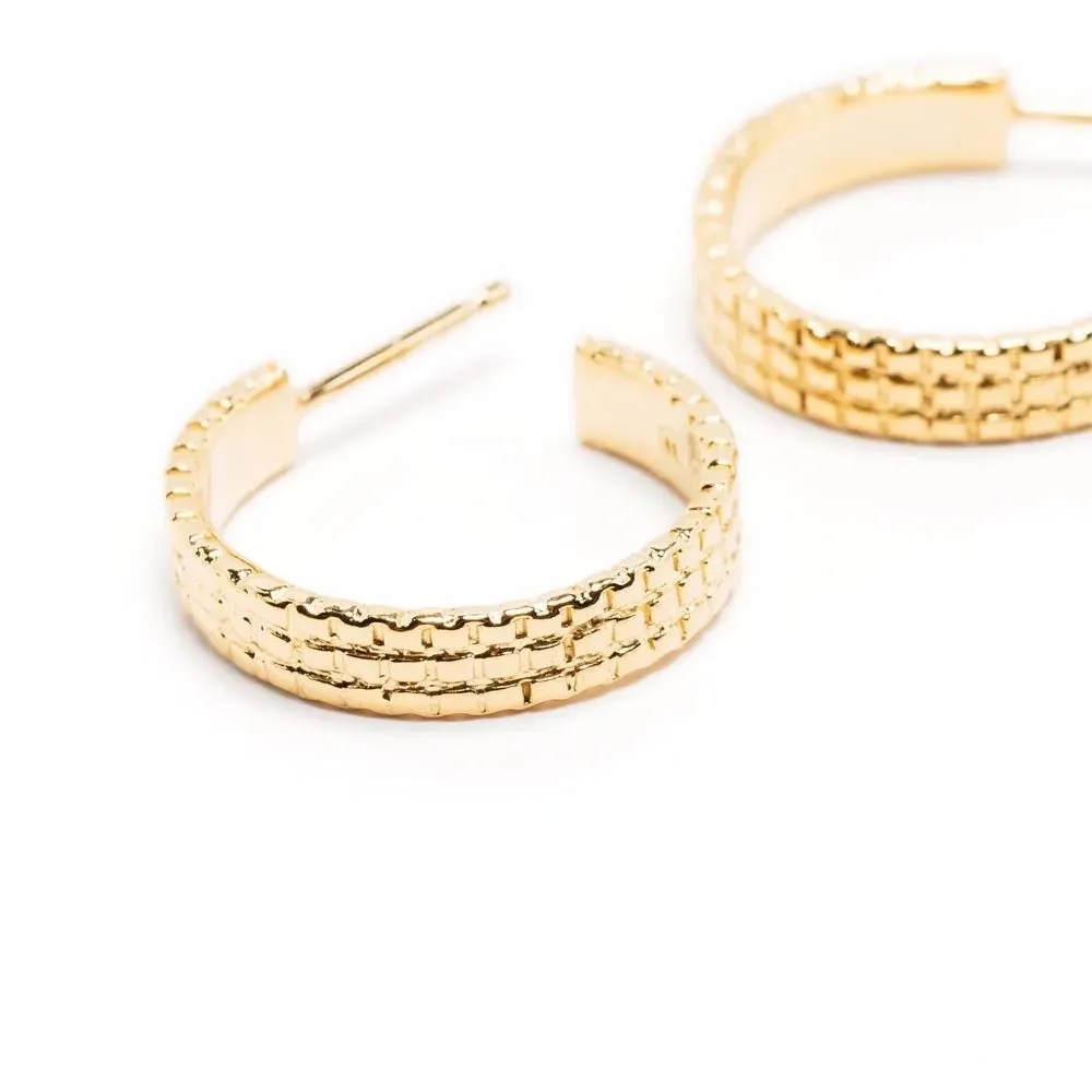 Маленькие серьги-кольца