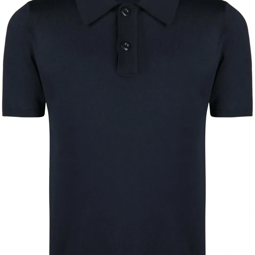 Рубашка поло с заостренным воротником