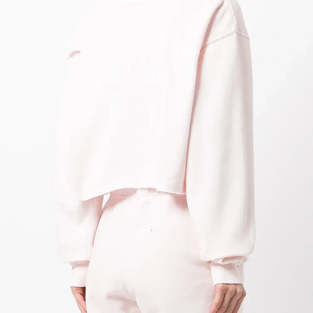 Укороченная толстовка с эффектом потертости