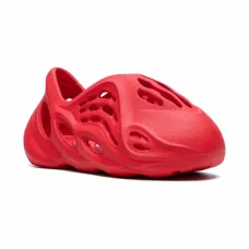 Кроссовки Yeezy Foam Runner Vermillion Кроссовки Yeezy Foam Runner Vermillion