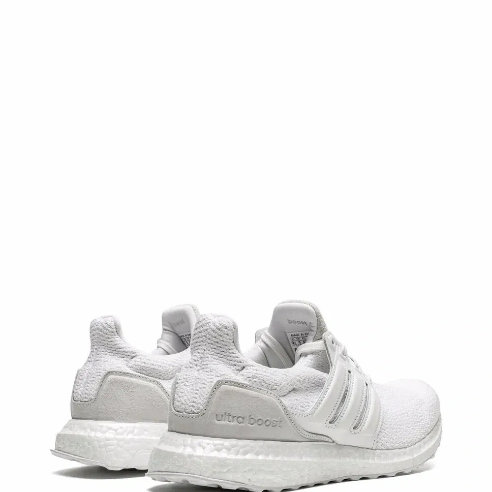 Кроссовки UltraBoost DNA