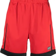 Спортивные шорты с нашивкой-логотипом