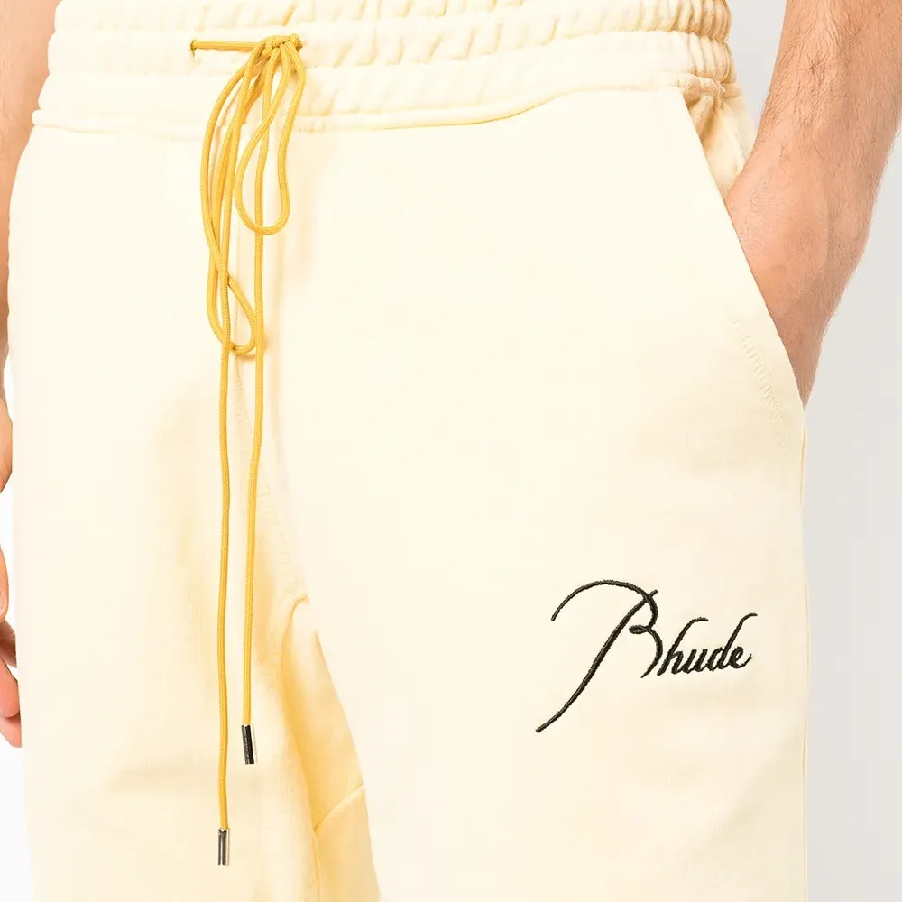 Спортивные брюки с вышитым логотипом