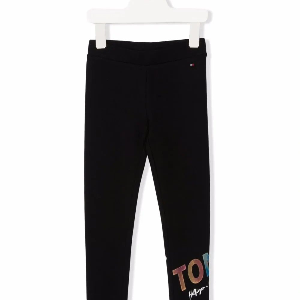 легинсы с логотипом легинсы с логотипом