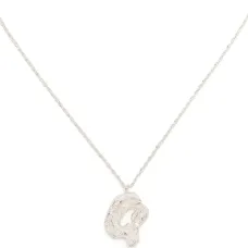 Колье с подвеской Q