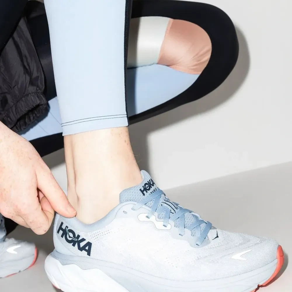 Кроссовки Arahi 6