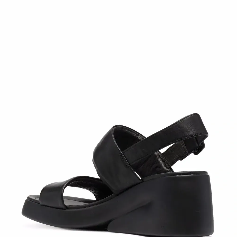 Сандалии с ремешками