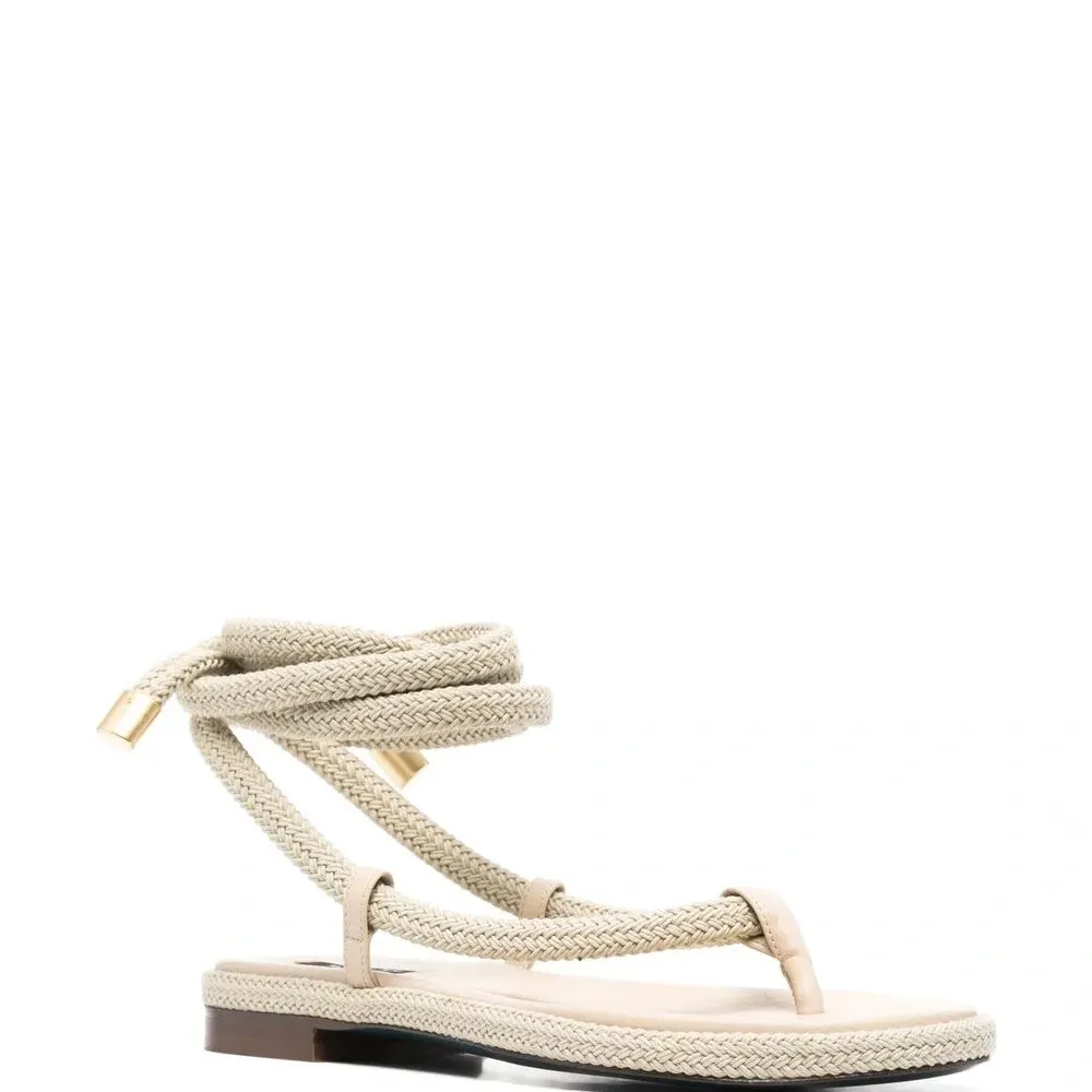 Сандалии с ремешками