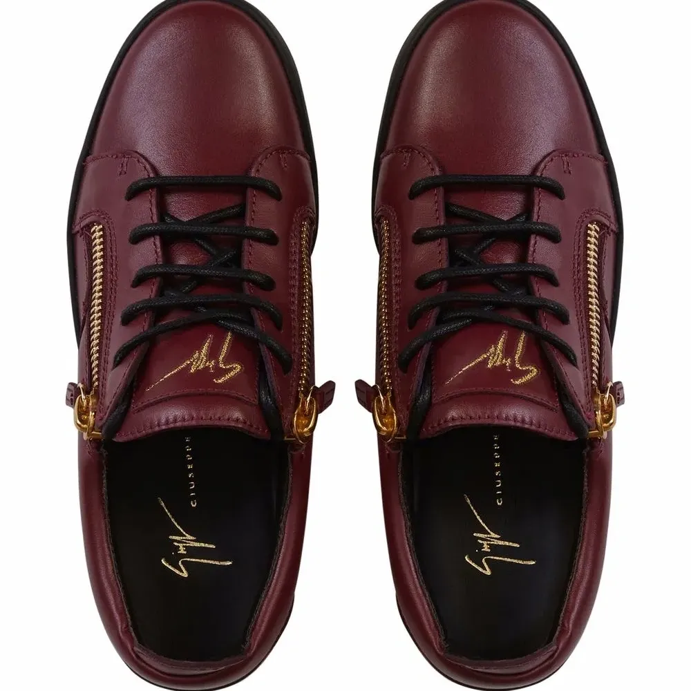 Кроссовки Nicki