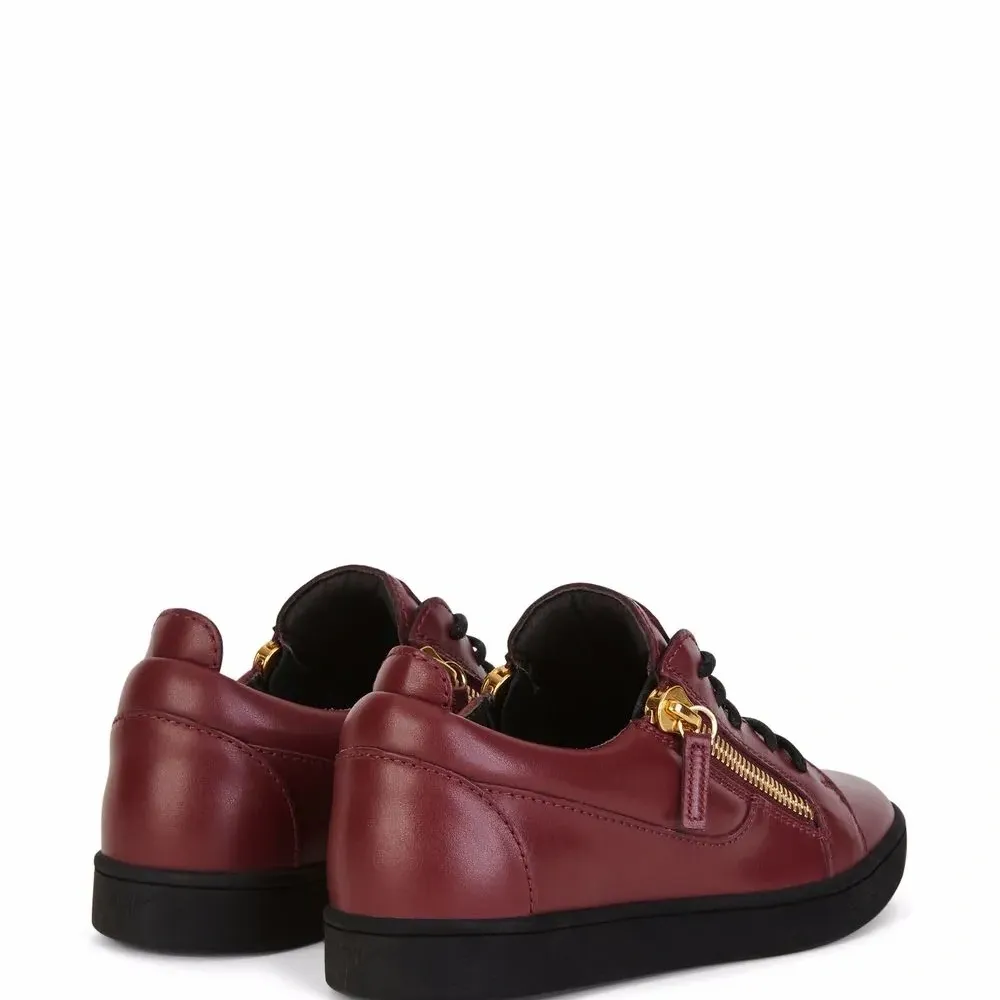 Кроссовки Nicki