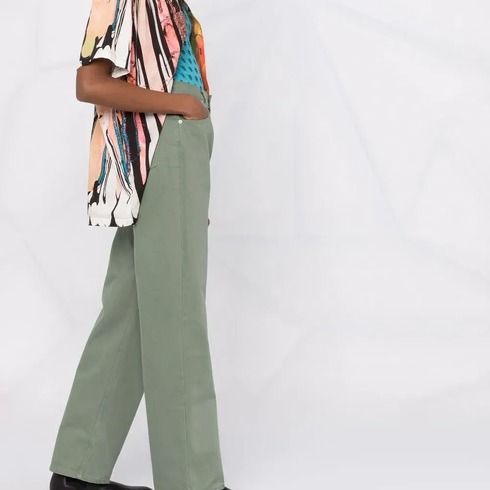 Прямые джинсы с нашивкой-логотипом Прямые джинсы с нашивкой-логотипом