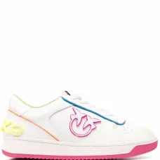 Кроссовки со вставками