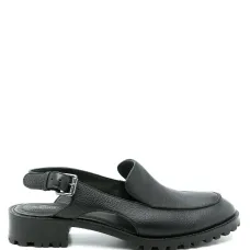 Лоферы с пряжками