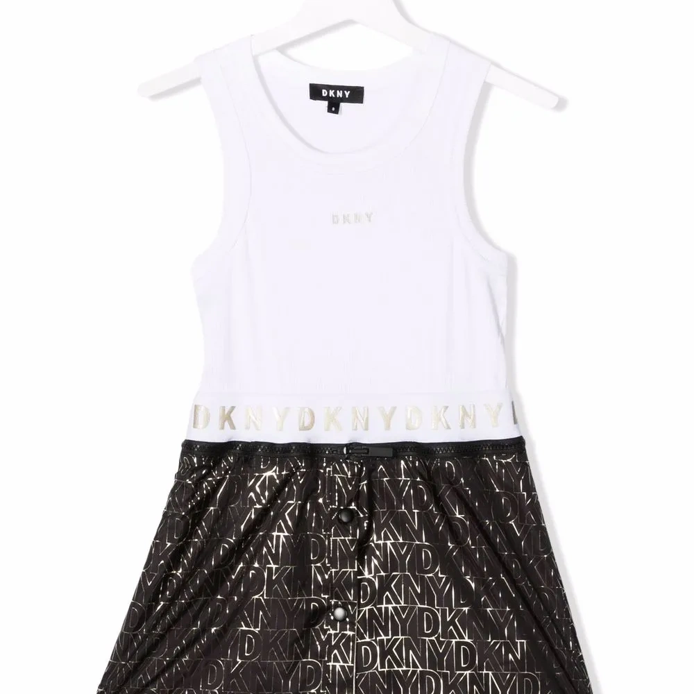 Платье со съемной юбкой