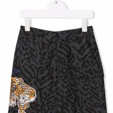 Шорты с тигровым принтом Шорты с тигровым принтом