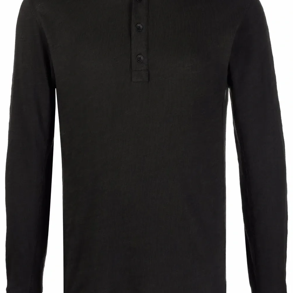 Топ с длинными рукавами