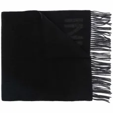 Шарф из переработанной шерсти с бахромой