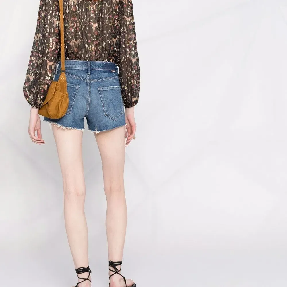 Джинсовые шорты The Tomcat с бахромой