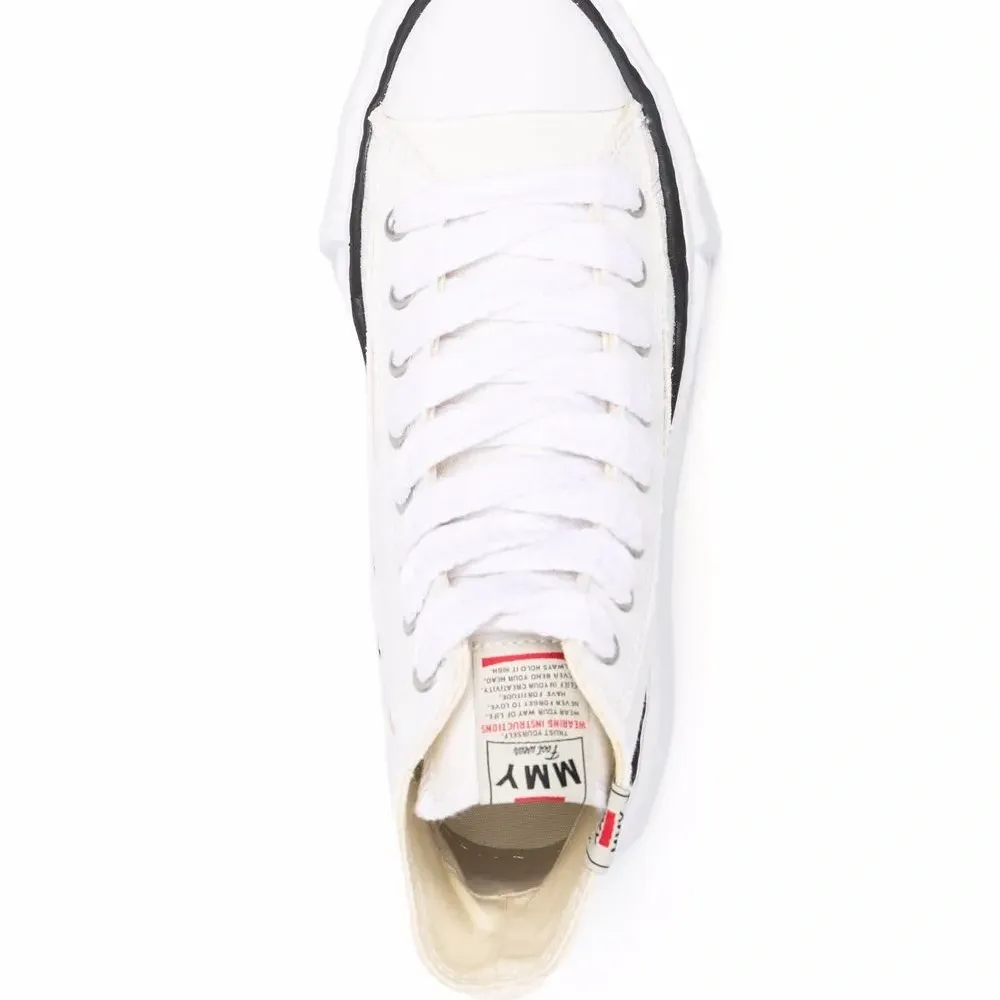 Высокие кеды на шнуровке