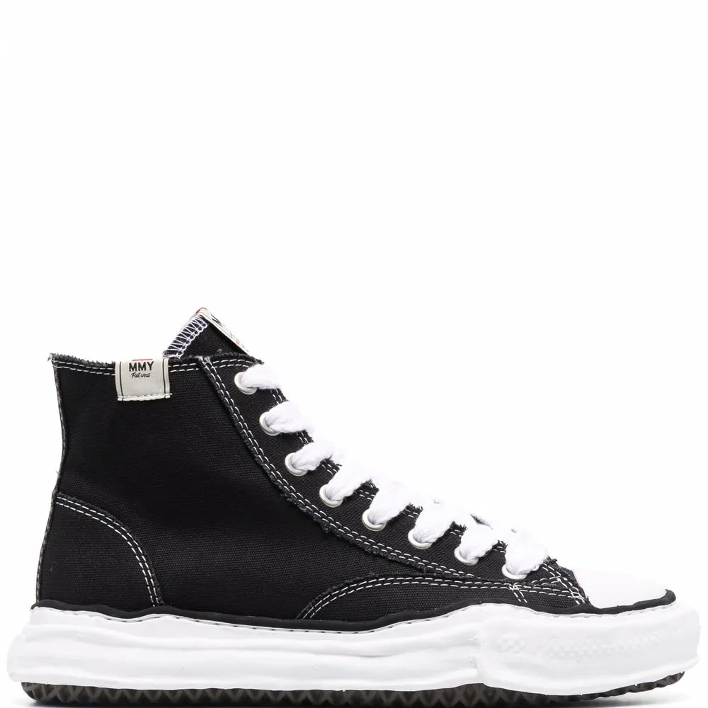 Высокие кеды на шнуровке