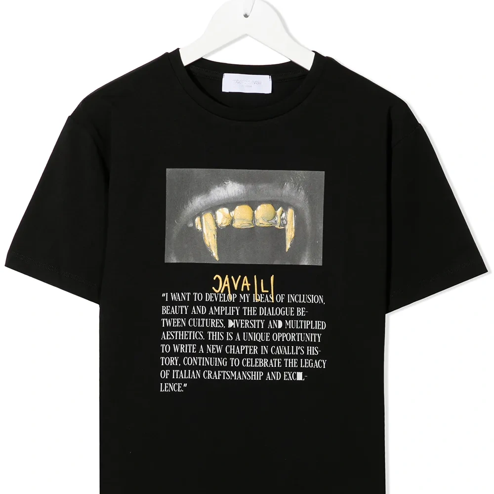 Футболка с логотипом