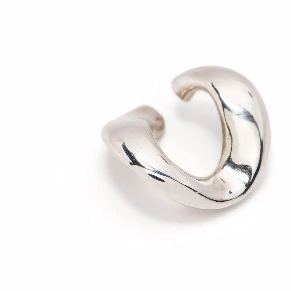 Серьга-кафф из переработанного серебра