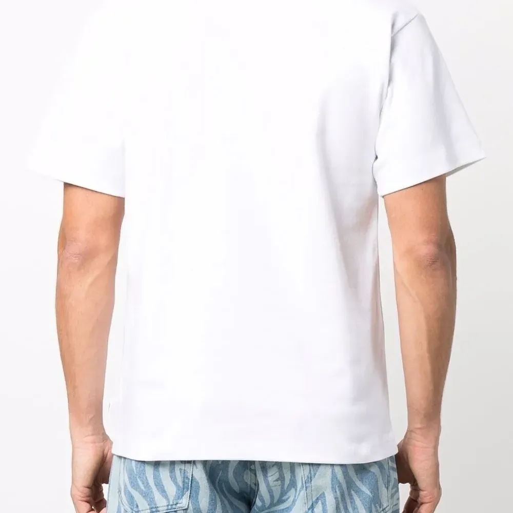 Футболка с логотипом