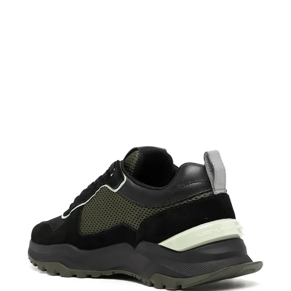 Кроссовки со вставками