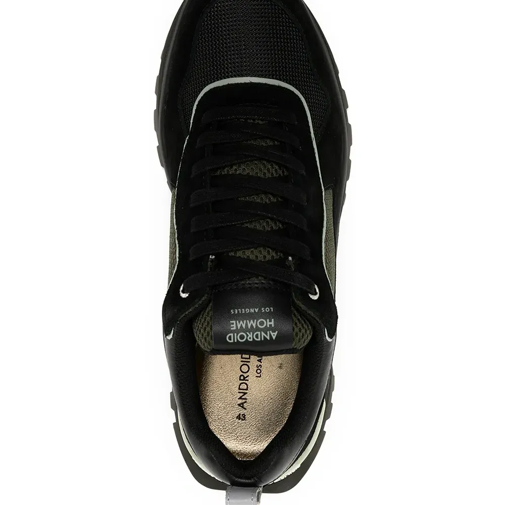 Кроссовки со вставками