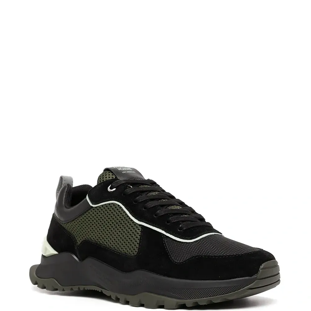 Кроссовки со вставками