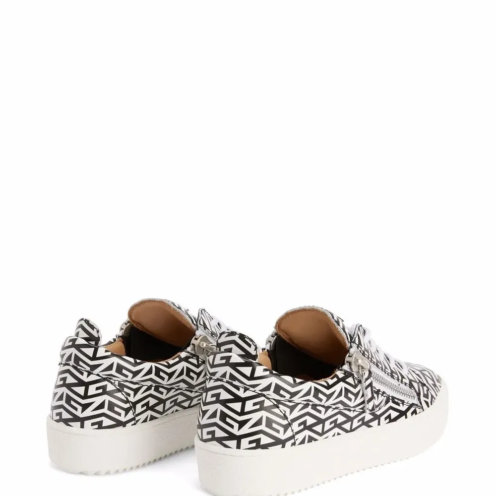 Кеды Gail с монограммой