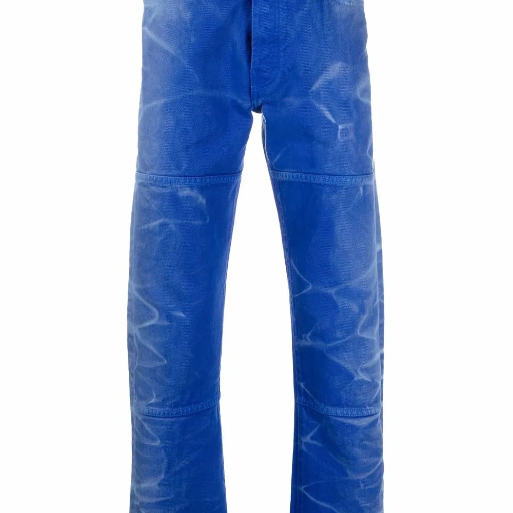 Джинсы прямого кроя