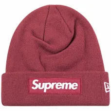 Шапка бини с логотипом из коллаборации с New Era