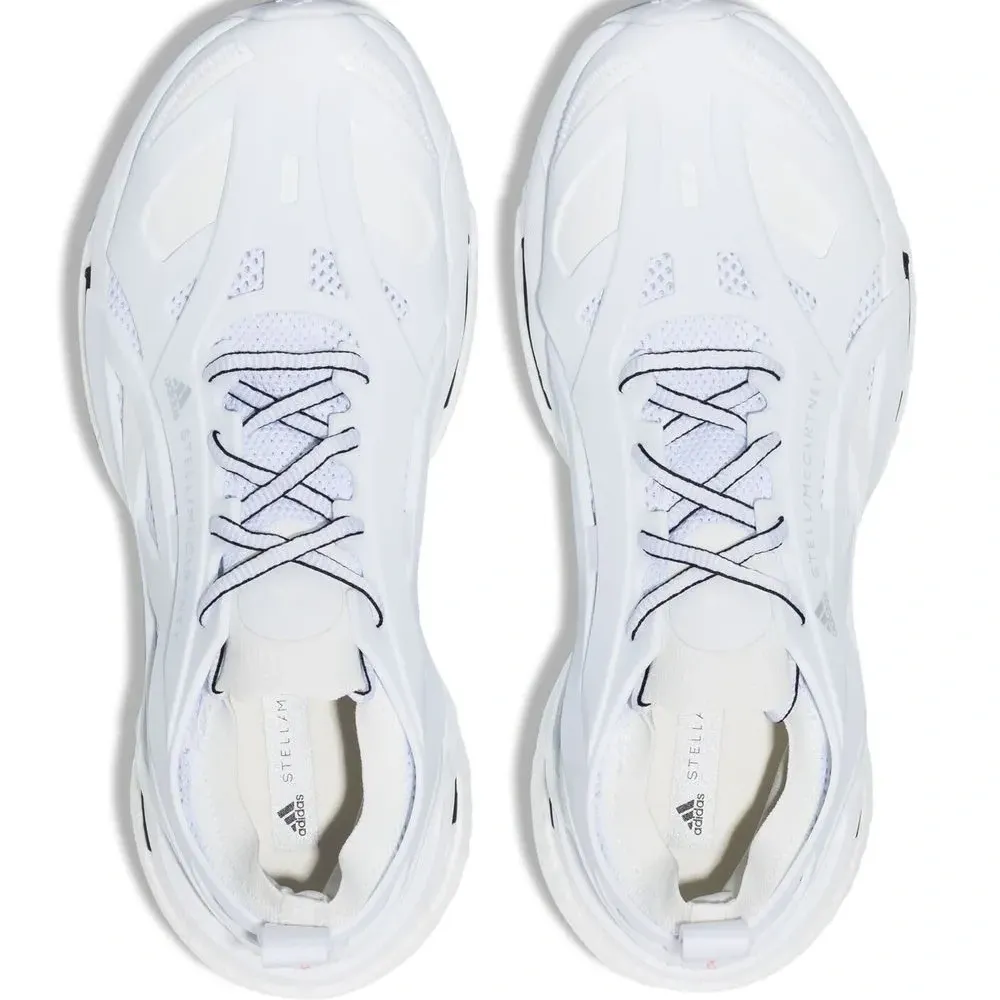 Кроссовки Solarglide на шнуровке