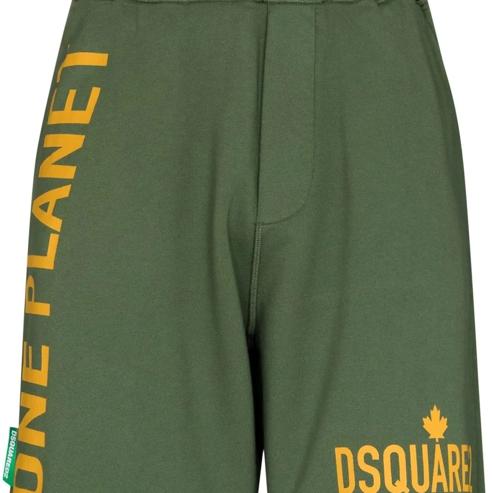 Спортивные шорты с логотипом