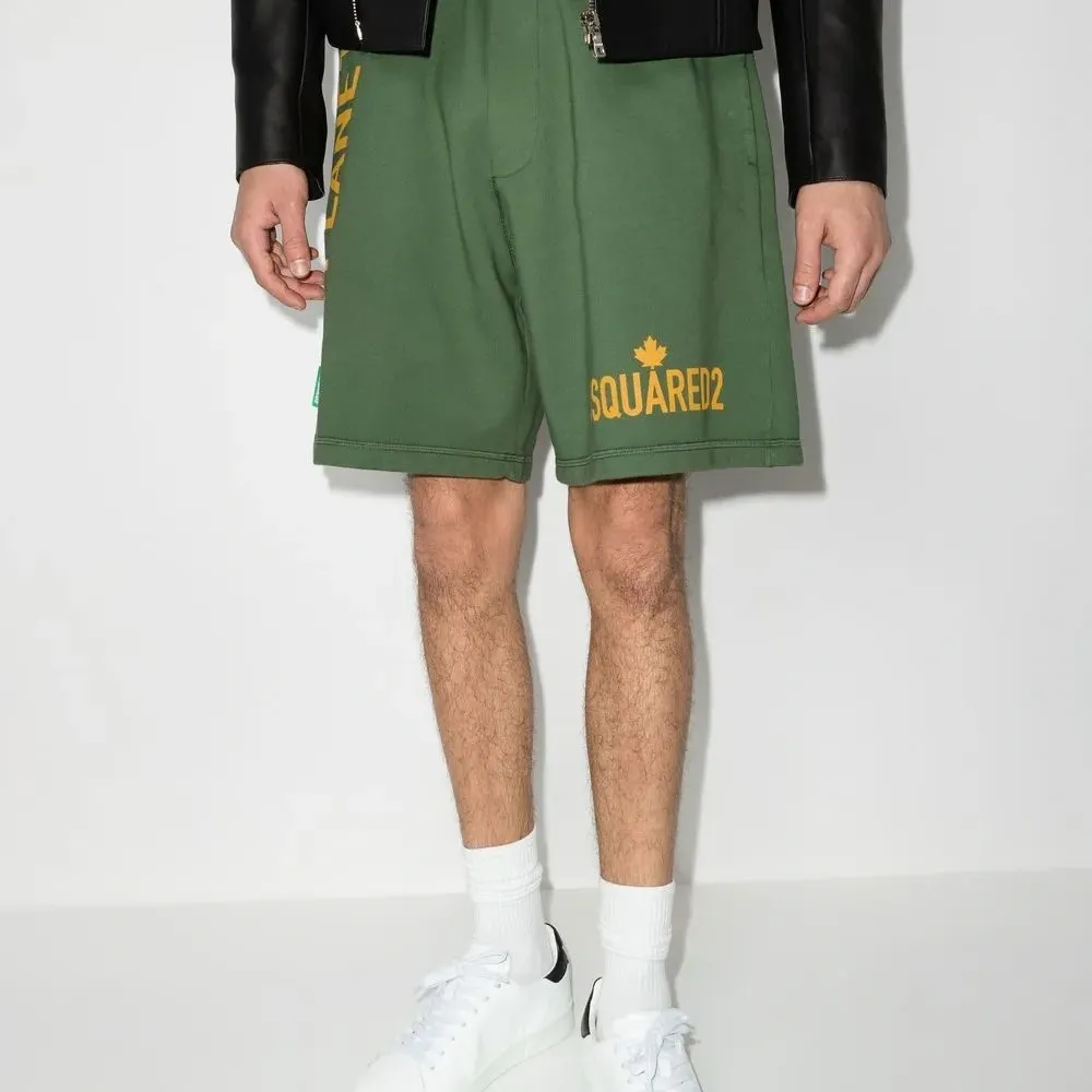 Спортивные шорты с логотипом Спортивные шорты с логотипом