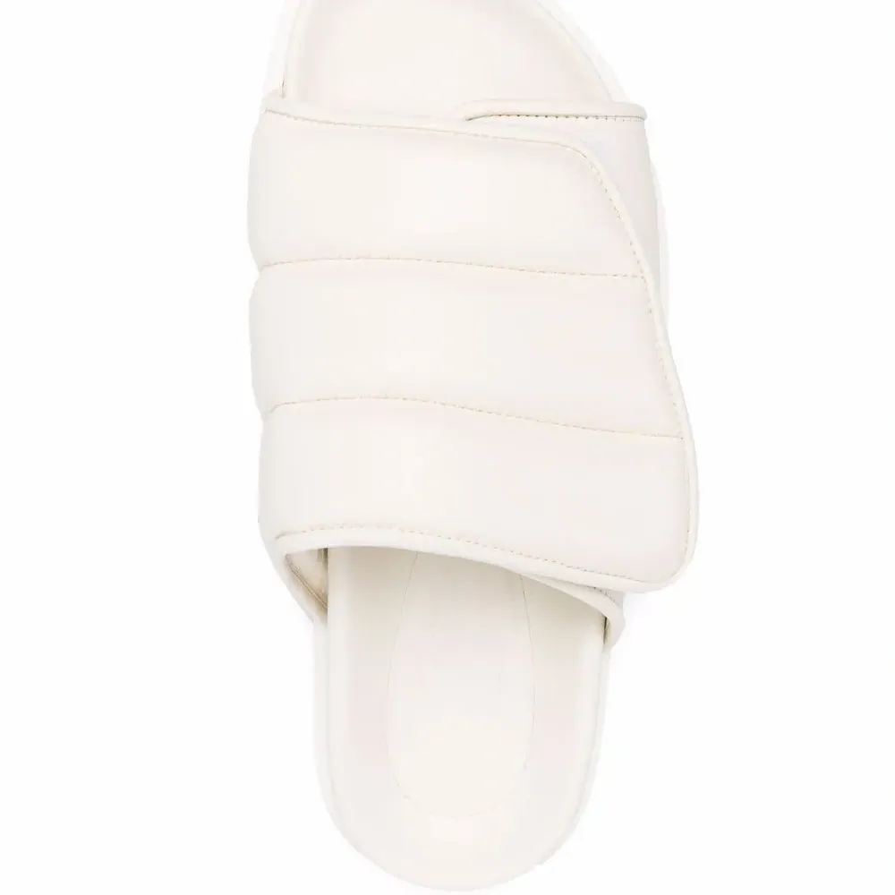 Шлепанцы с дутыми ремешками