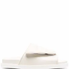 Шлепанцы с дутыми ремешками