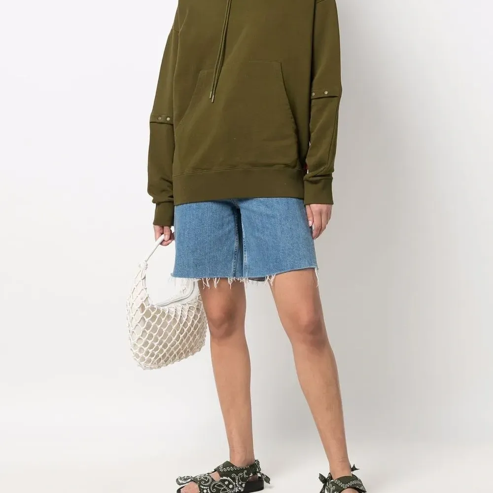 Худи с кулиской и нашивкой-логотипом