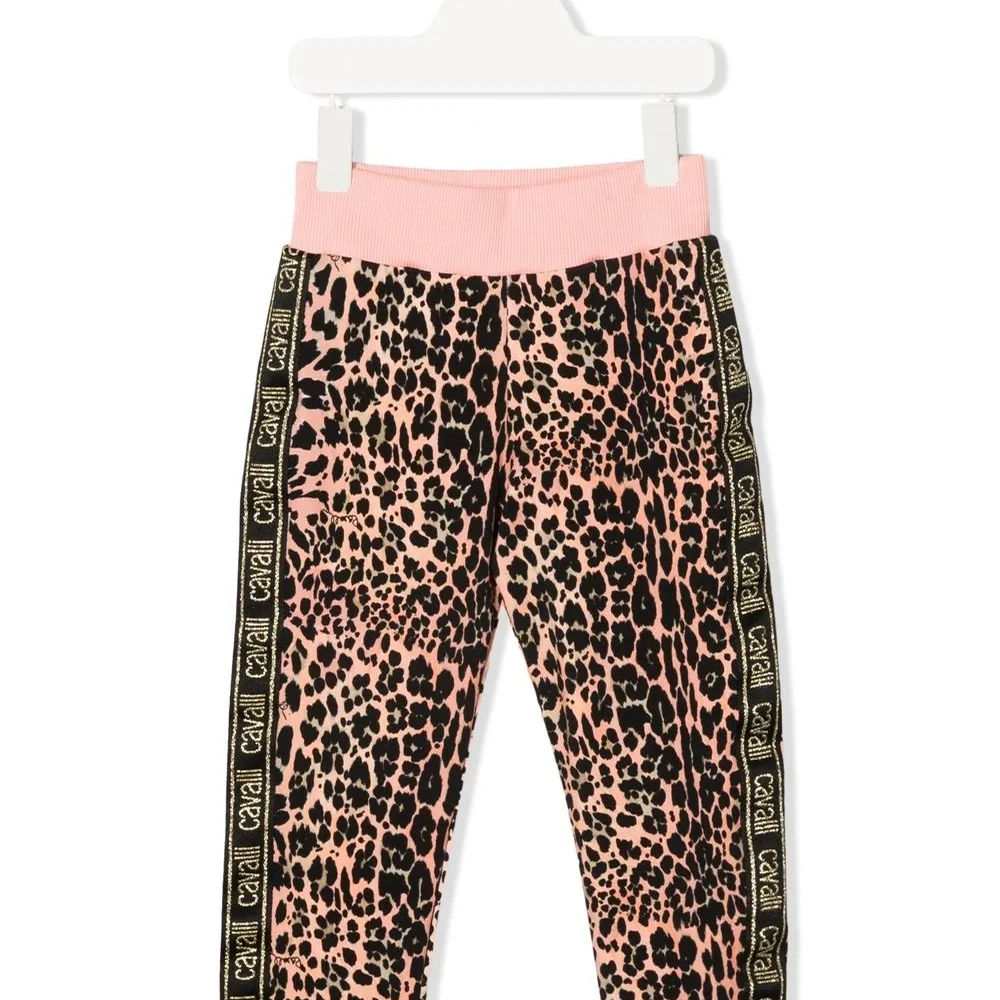 Спортивные брюки с леопардовым принтом