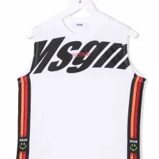 Футболка без рукавов