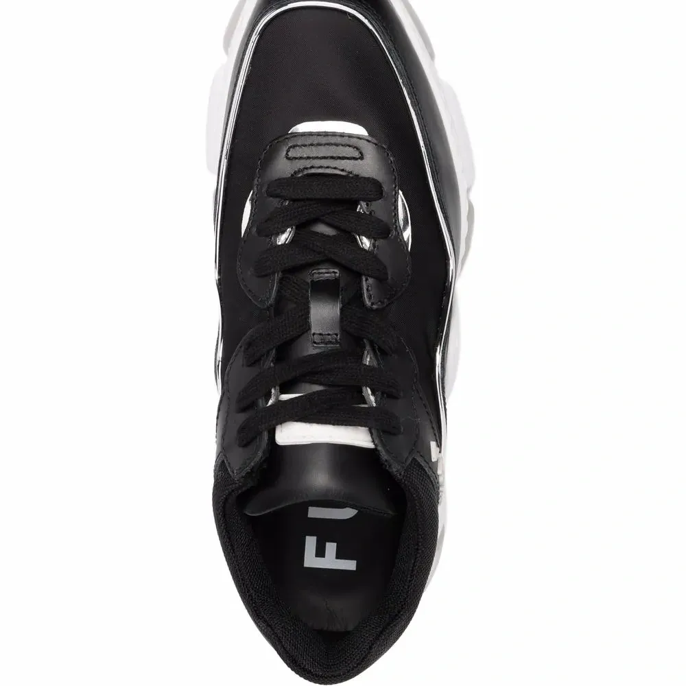 Массивные кроссовки с логотипом