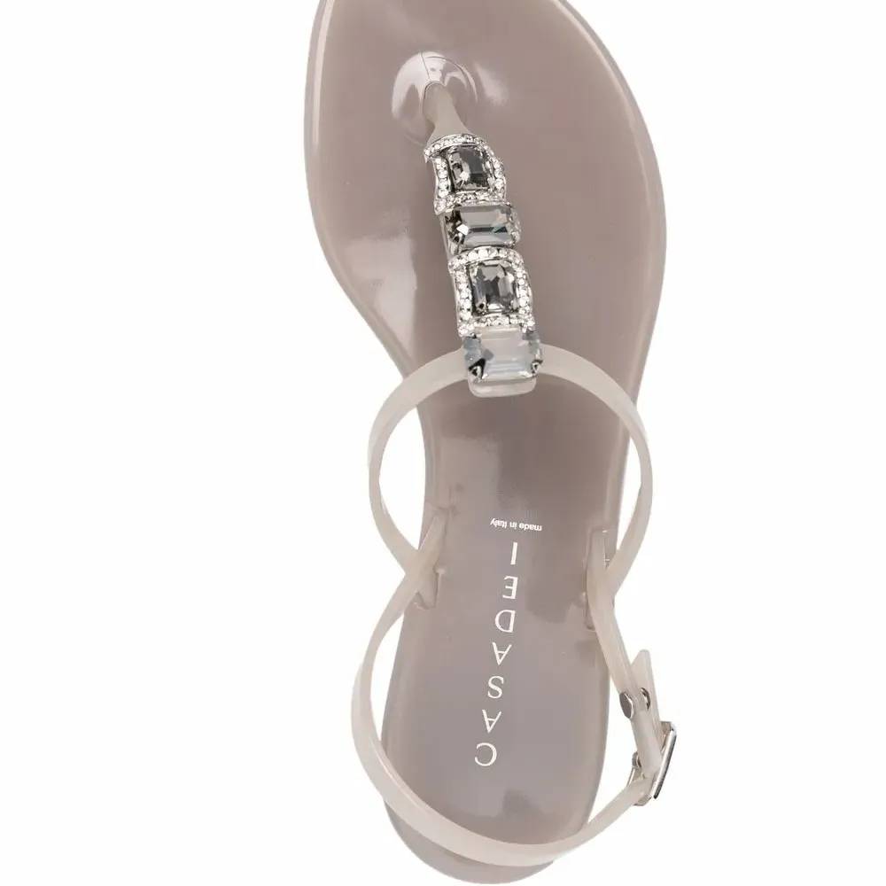 Сандалии с кристаллами