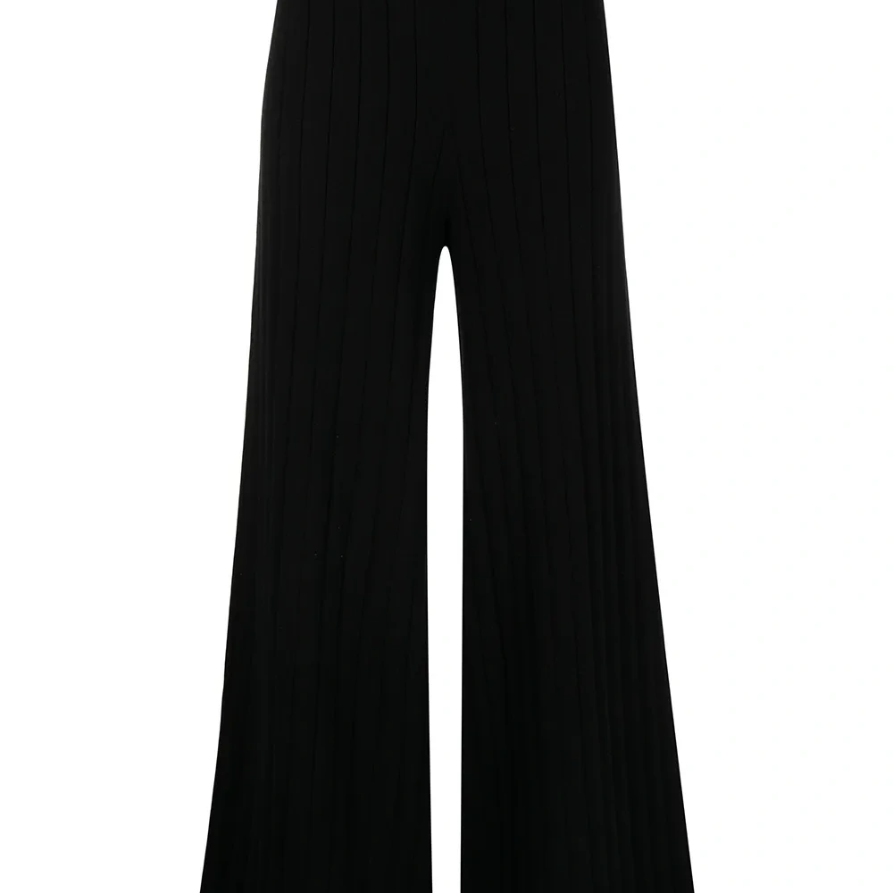 Расклешенные брюки в рубчик