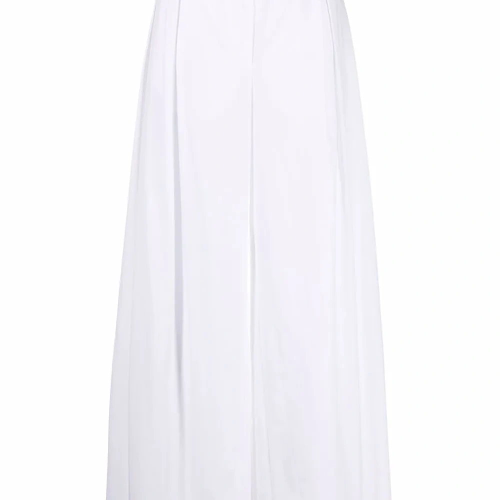 расклешенные брюки широкого кроя